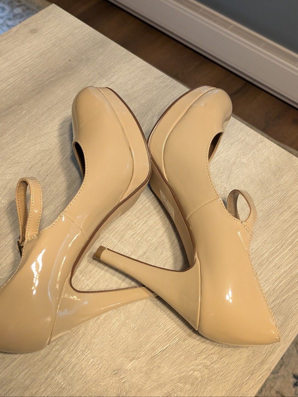 Classic Nude Mary Jane High Heels - Picture 3 of 7